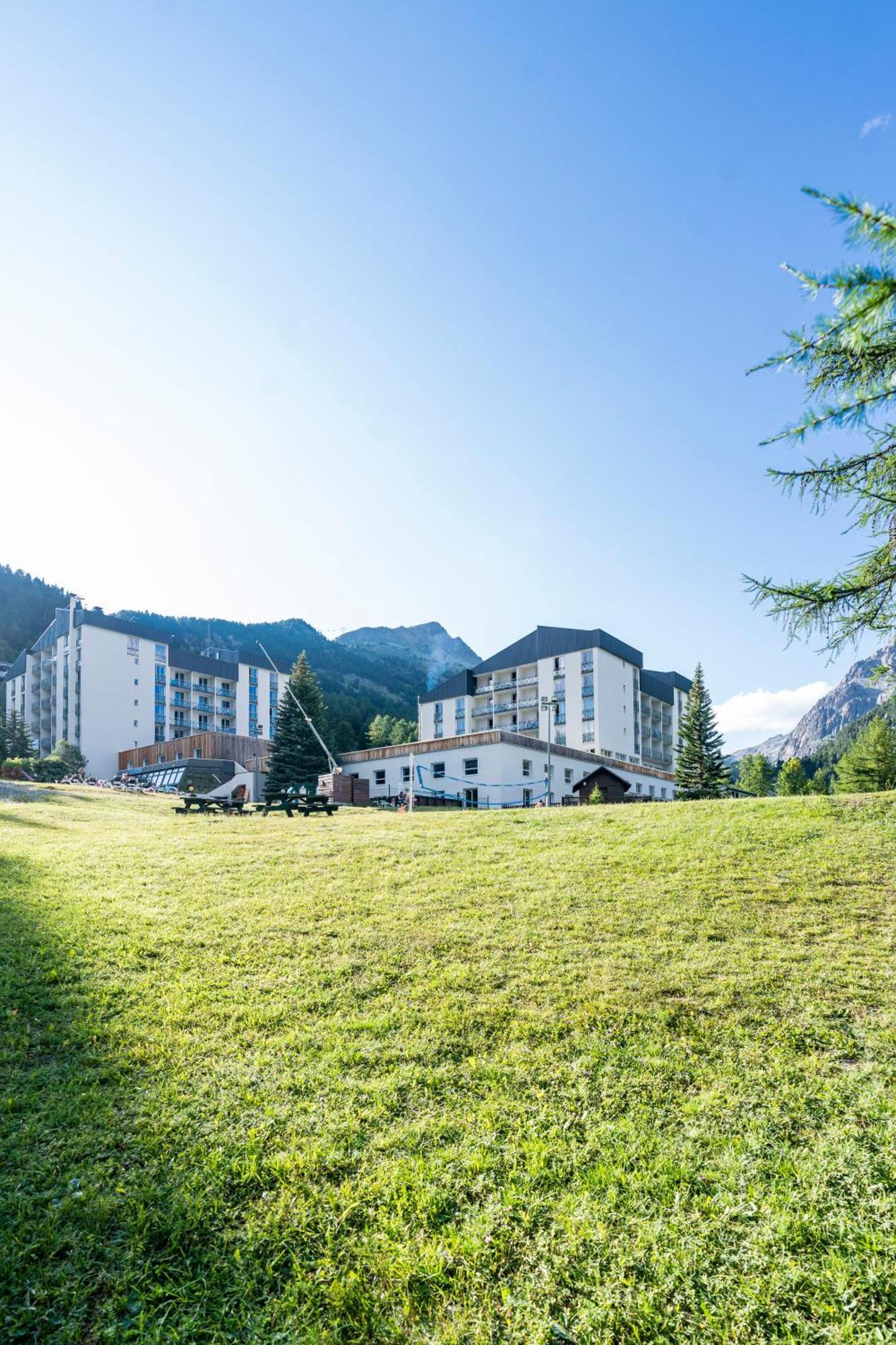 Villages Clubs Du Soleil - モンジェネヴル エクステリア 写真