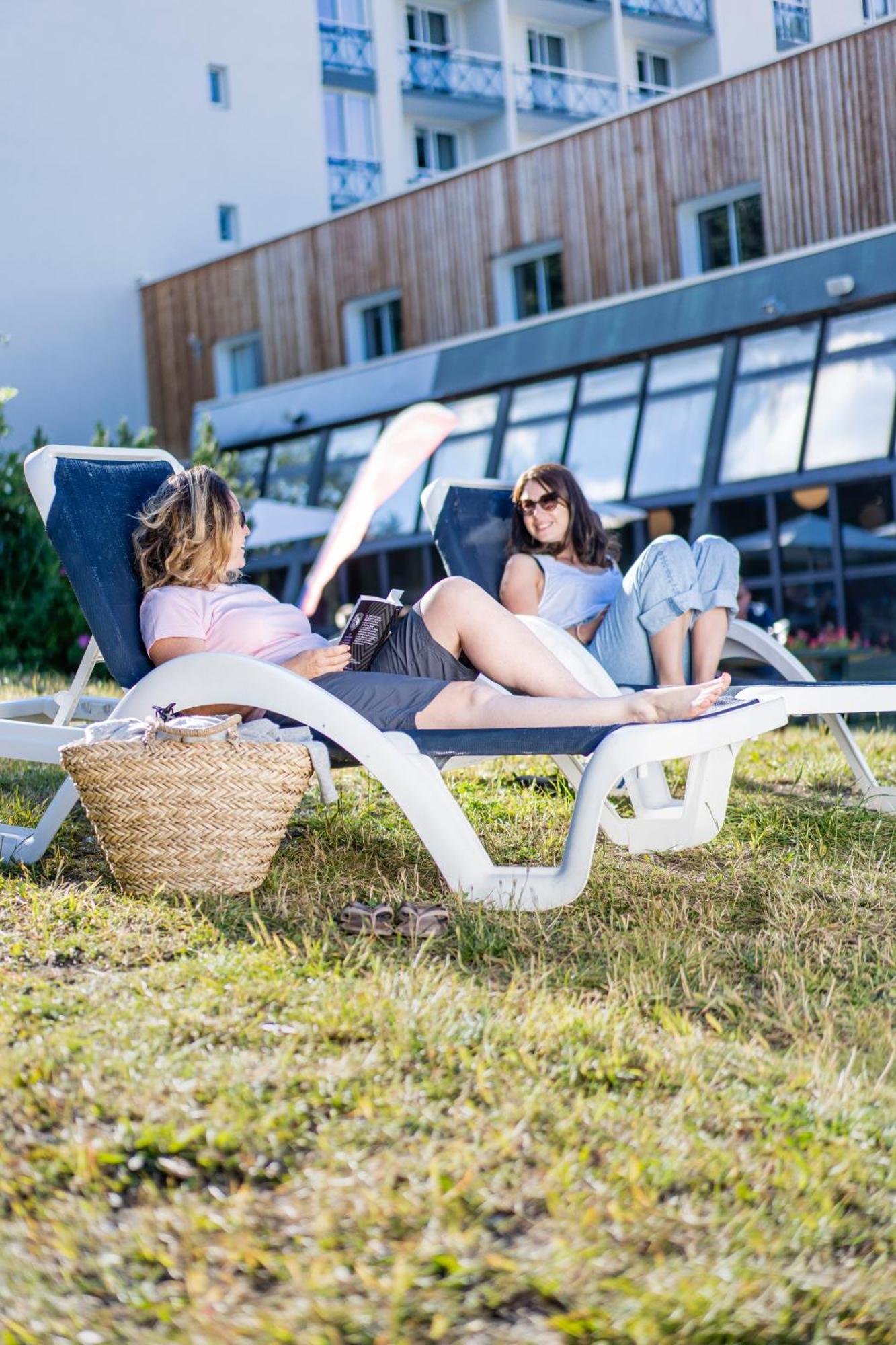 Villages Clubs Du Soleil - モンジェネヴル エクステリア 写真